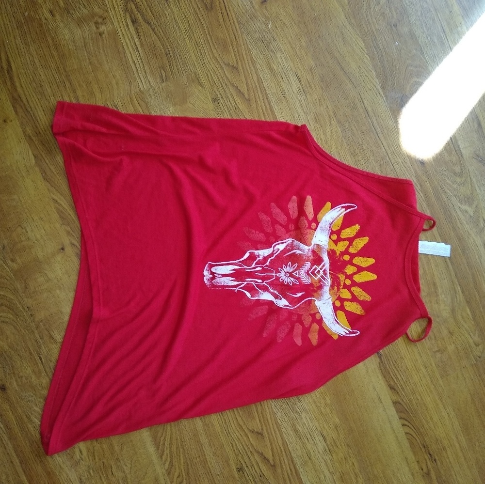 Graphic tank